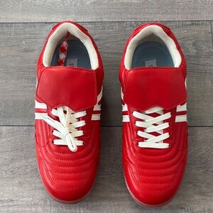 Steve Madden Madrid Sneakers. Brand new, never worn.